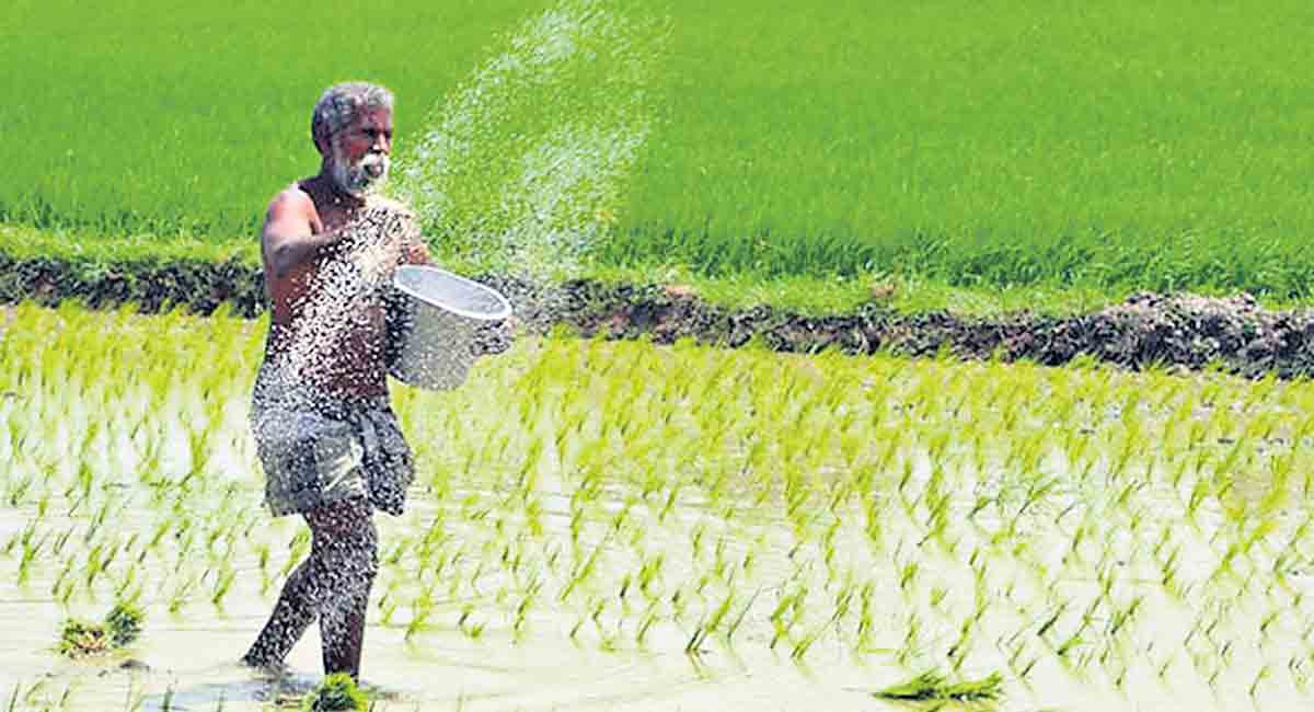 Tamil Nadu Farm Leaders Support Telangana Farmer Friendly Schemes