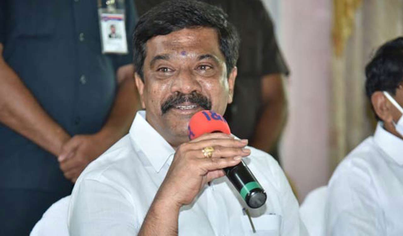 Minister Prashanth Reddy Demands BJP To Apologise For Derogatory