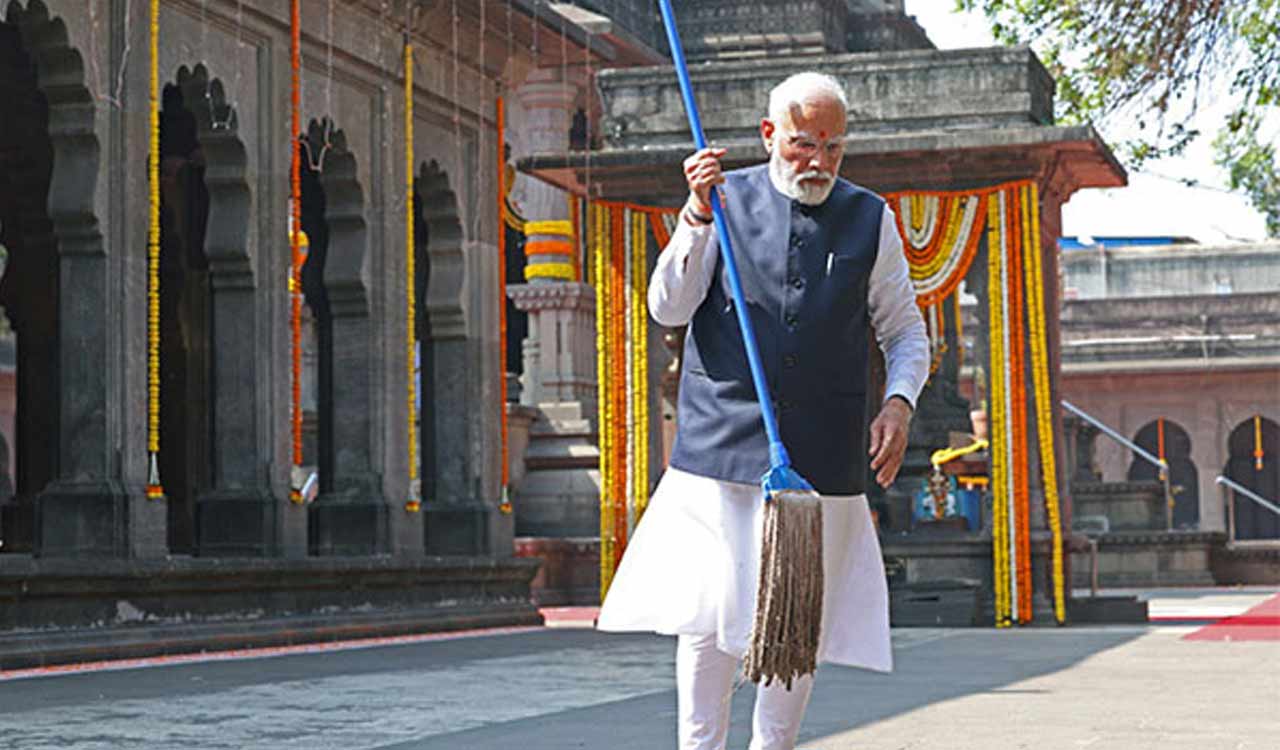 Saamana Editorial Mocks PM Modis Temple Clean Up Call Before Jan 22