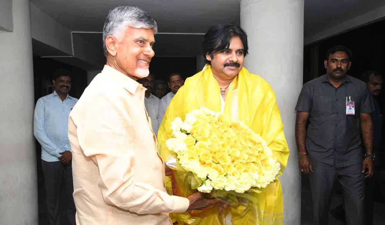 Andhra Pradesh Pawan Kalyan Meets Tdp Chief Chandrababu Naidu In