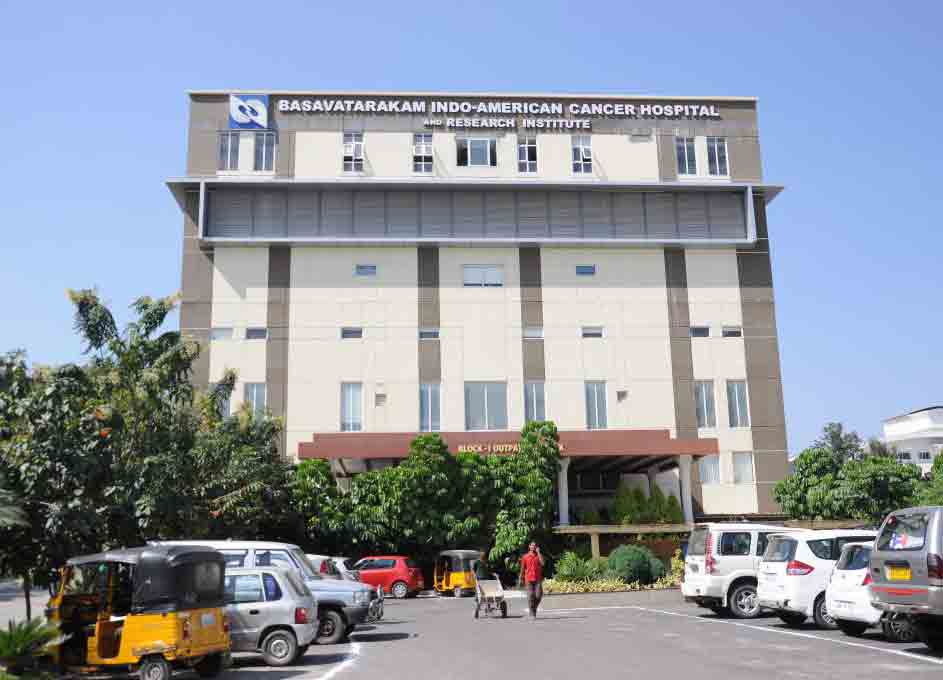 Robotic cancer surgery workshop at Basavatarakam Indo-American Cancer Hospital