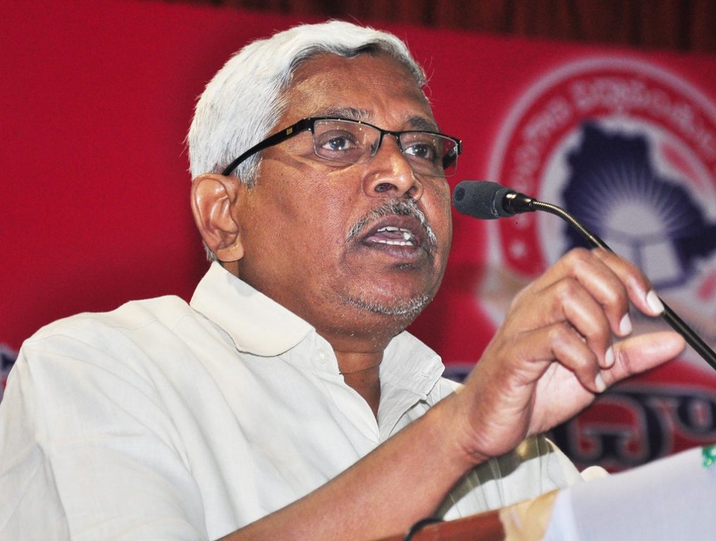 Kodandaram deposes before Power Inquiry Commission