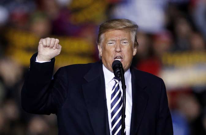 Foreign students graduating in US should get green cards automatically: Donald Trump