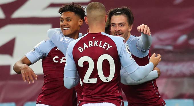 Manchester United, Liverpool slump to big defeats