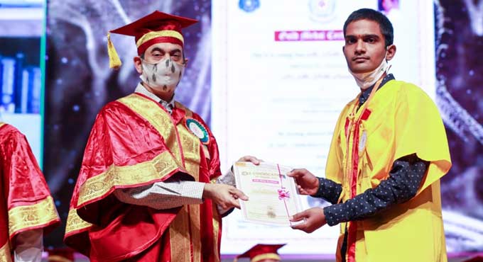 Peddapalli student secures State first rank in B.Tech