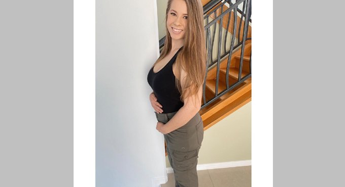 Bindi Irwin shows off baby bump