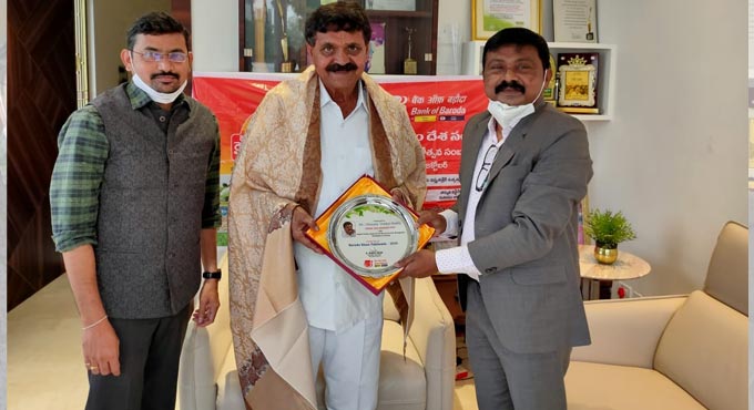 BoB felicitates Padma Shri awardee farmer