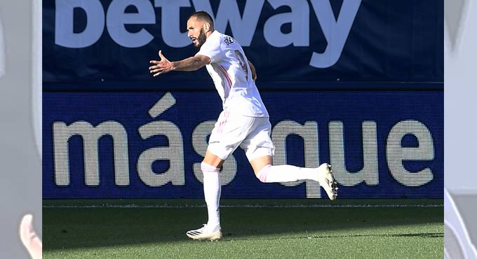 Real move to top with win over Levante