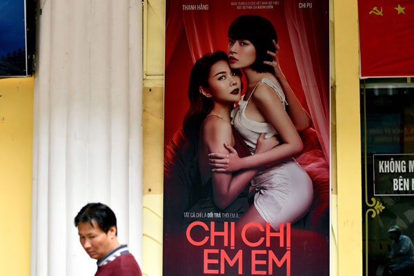 Vietnam filmmakers challenge censors