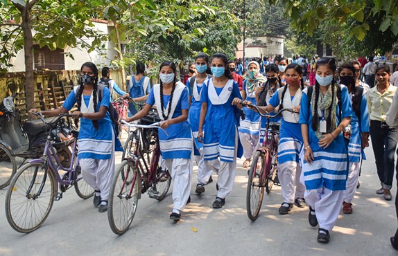 India records 46,790 new COVID-19 cases