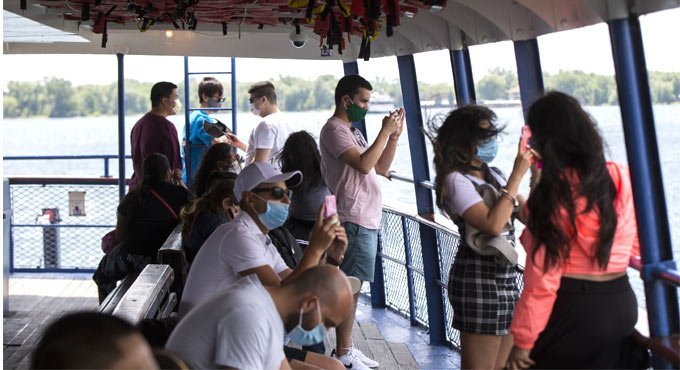 Canada reports 1,812 new coronavirus cases