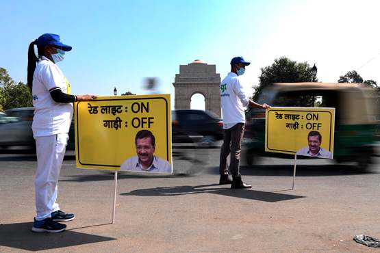 Air quality in Delhi falls to lower end of very poor category