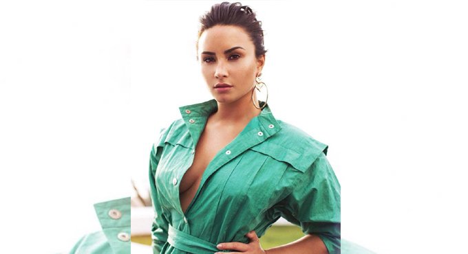Demi Lovato reveals the exact moment she knew she was queer