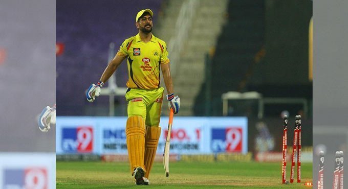 Dhoni doesn’t look match-fit, says Javed Miandad