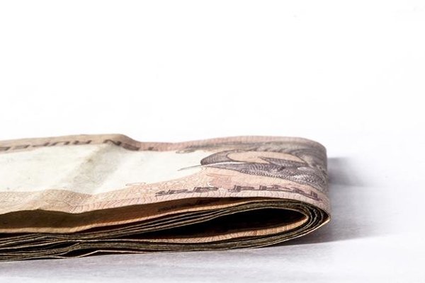 ‘Tech-savvy’ teens still prefer cash payment: Survey