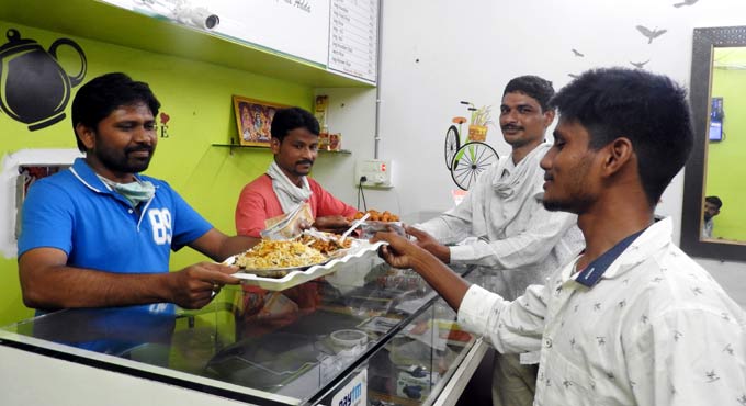 Pandemic-hit lecturers turn successful hoteliers in Mancherial