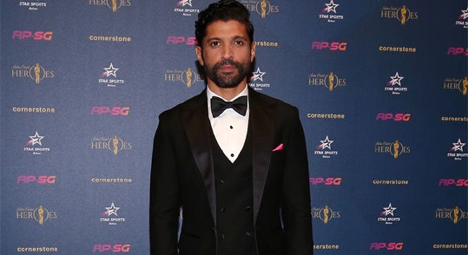 Farhan Akhtar, others extend Indian Air Force Day greetings