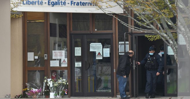 Teacher beheaded in France after showing Mohammed cartoons