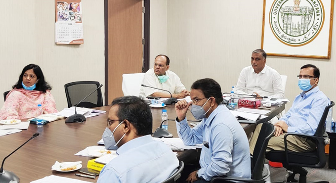 Harish demands Centre to bear the burden of entire GST Compensation