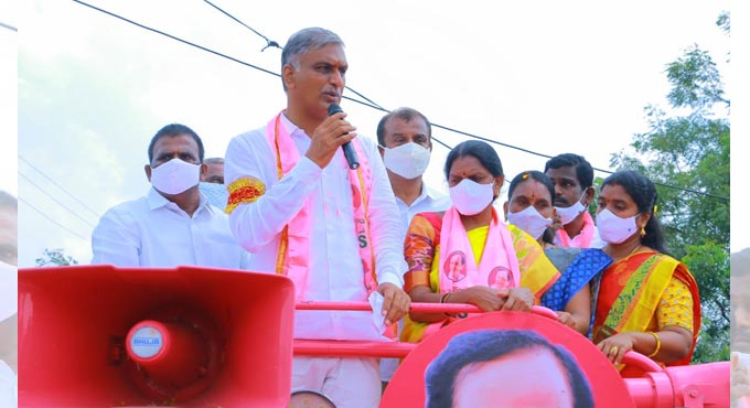 Congress, BJP indulging in Goebbel’s propaganda: Harish