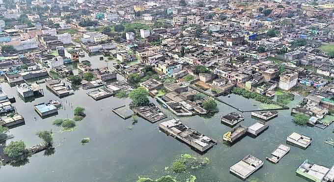 Centre sanctions Rs 224 crore for flood-hit Hyderabad
