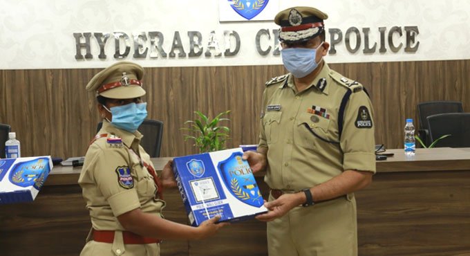 Highest level of job satisfaction in police dept: Hyderabad CP