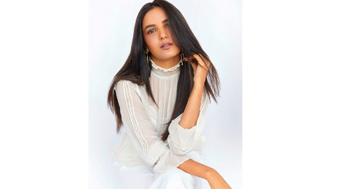 Jasmin Bhasin on opportunities in Bollywood for outsiders