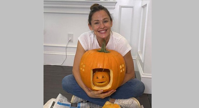 Jennifer Garner shuts down pregnancy rumours