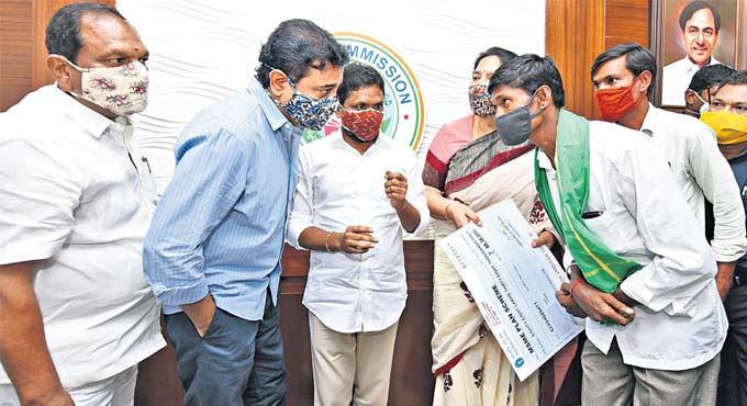 Big push for SC, ST entrepreneurs in Telangana