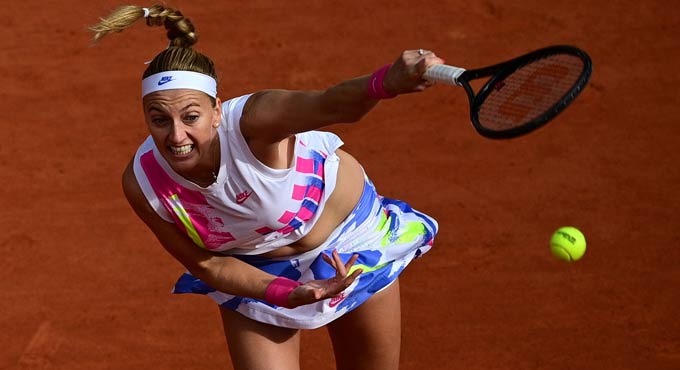 Petra Kvitova enters French Open semis after eight years