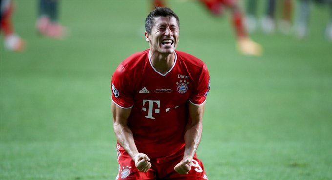 Lewandowski named European Footballer of the Year 2020