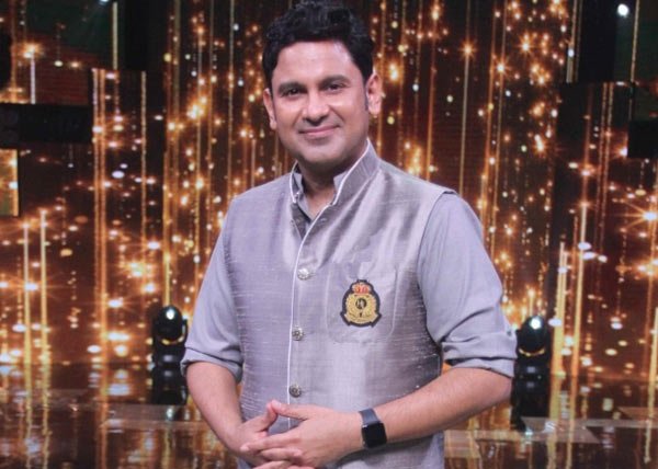 Lyricist Manoj Muntashir talks of his ‘young ghazal’