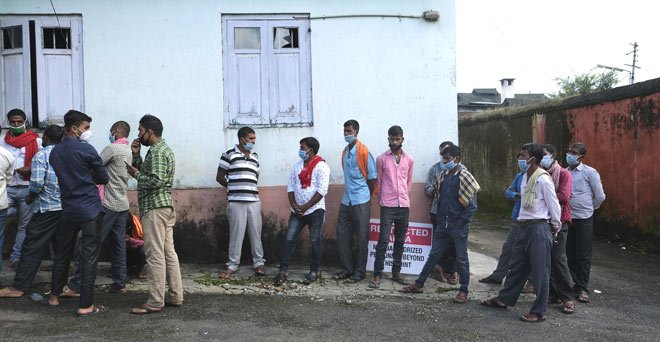 COVID-19 tally in India breaches 70-lakh mark