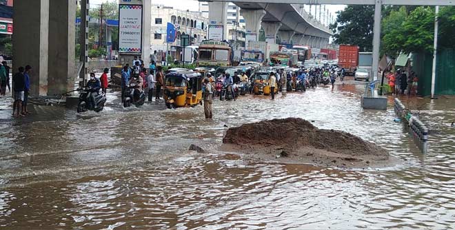 Hyderabad: Heavy rains inundate several areas