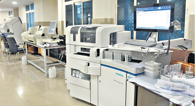 Advanced diagnostics at NIMS