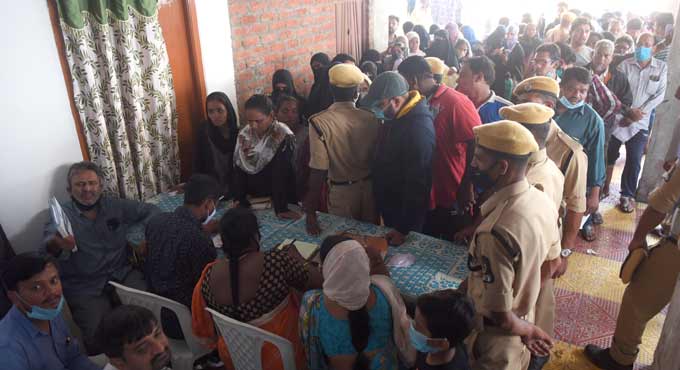 Inundation continues in Hyderabad’s Nadeem Colony