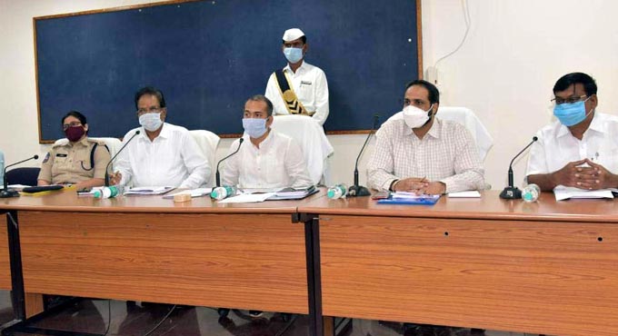 Cotton procurement to start before Dasara: Nalgonda Collector