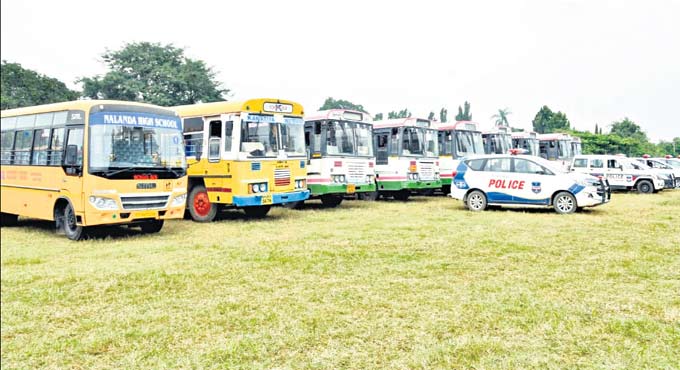 824 people to cast their votes in Nizamabad by-poll