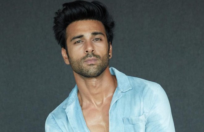 Pulkit Samrat will wear bangles if ‘Laxmmi Bomb’ isn’t bumper hit