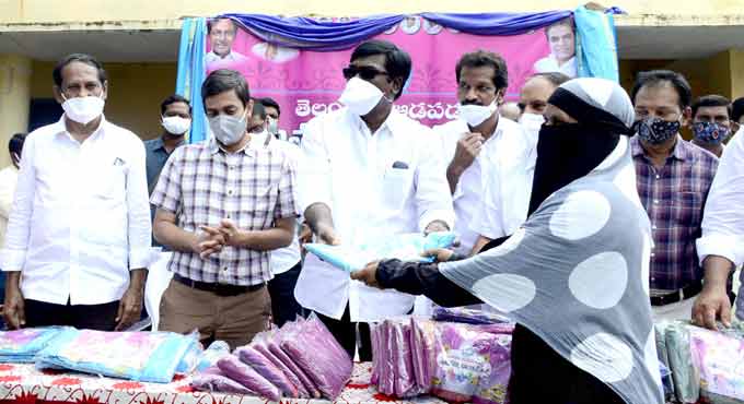 Batukamma sarees ensured livelihood to 20,000 weavers: Puvvada