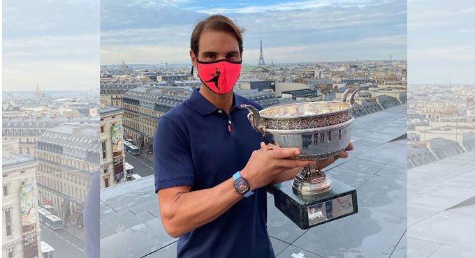 Rafael Nadal shares ‘nice picture’ with Roland Garros trophy