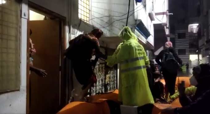Hyderabad rains: Families in low-lying areas of Towlichowki being shifted