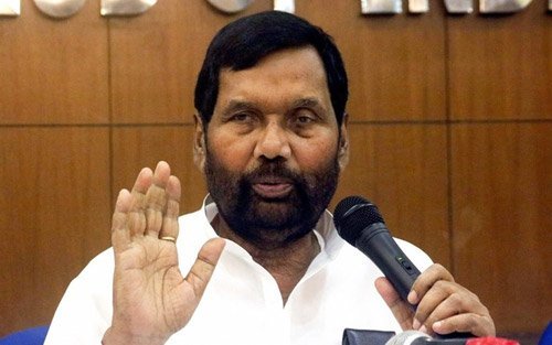 Union Minister Ram Vilas Paswan passes away at Delhi hospital