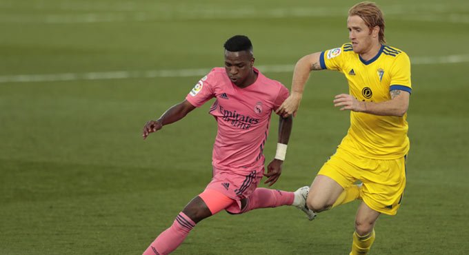 Barcelona, Real Madrid suffer losses