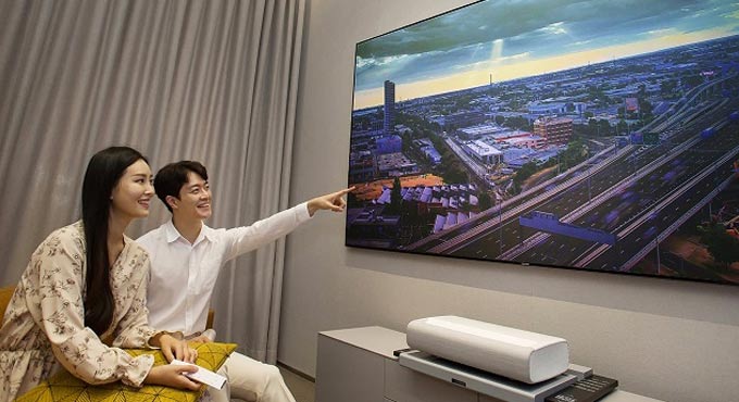 Samsung launches new home cinema projector ‘Premiere’