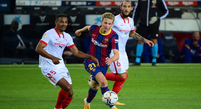 Sevilla hold Barcelona to a 1-1 draw