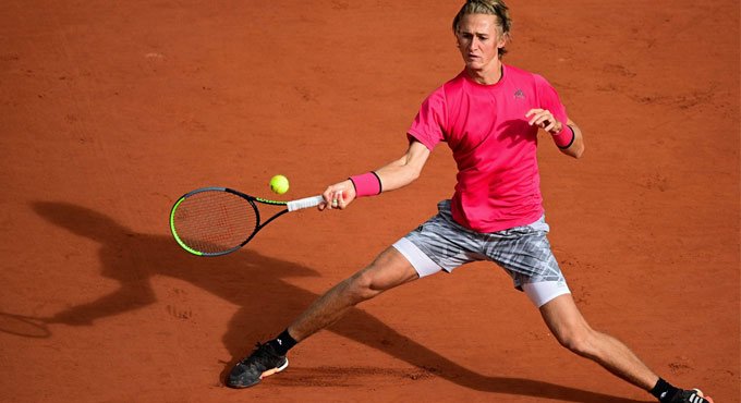 Star-struck Korda seeks autographed shirt from Nadal