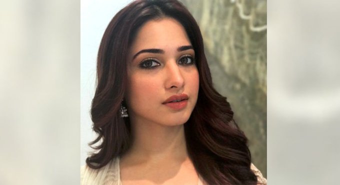 Actor Tamanna discharged from hospital, to remain under home isolation