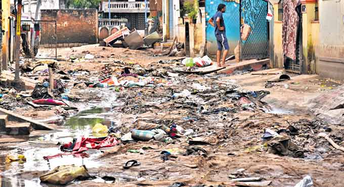 TS govt disburses Rs 113 crore to 1.13 lakh flood-hit families