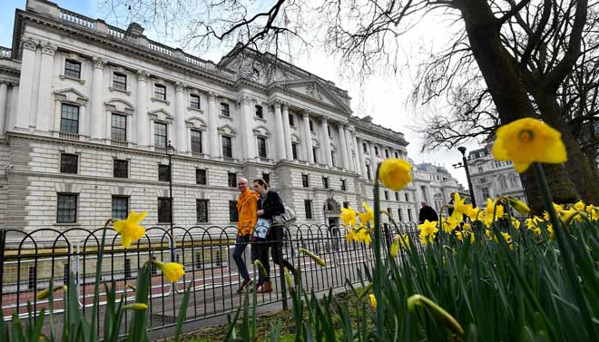 UK urged to do more to open up tax havens to public scrutiny